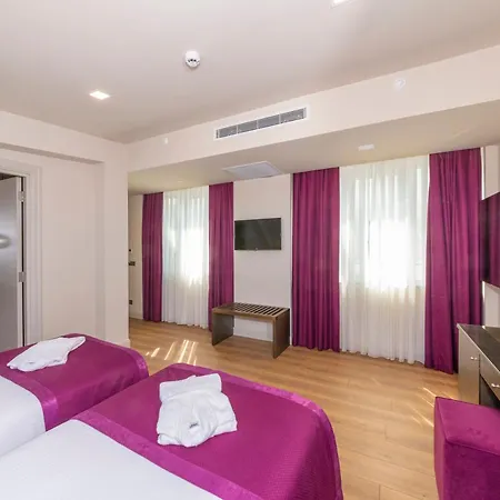 The Beyaz Saray & - Special Category 4*