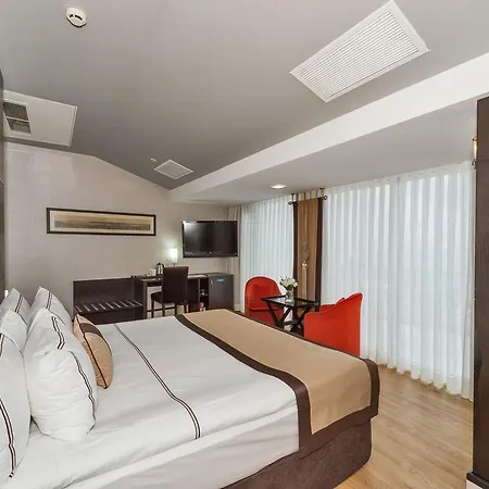 The Beyaz Saray & - Special Category 4* Istanbul