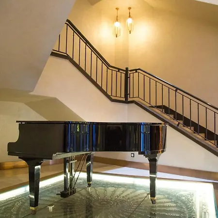 The Beyaz Saray & - Special Category Istanbul