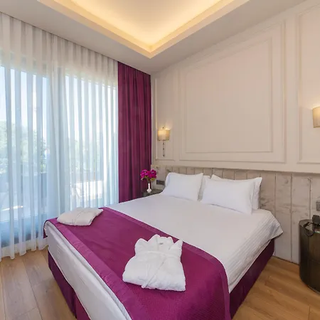 The Beyaz Saray & - Special Category Hotel