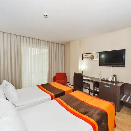 The Beyaz Saray & - Special Category Istambul