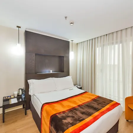 The Beyaz Saray & - Special Category 4*